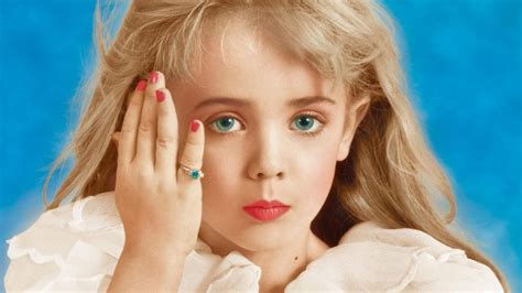 10 Things You Didn't Know About the JonBenét Crime Scene Pics - 6em3pc7