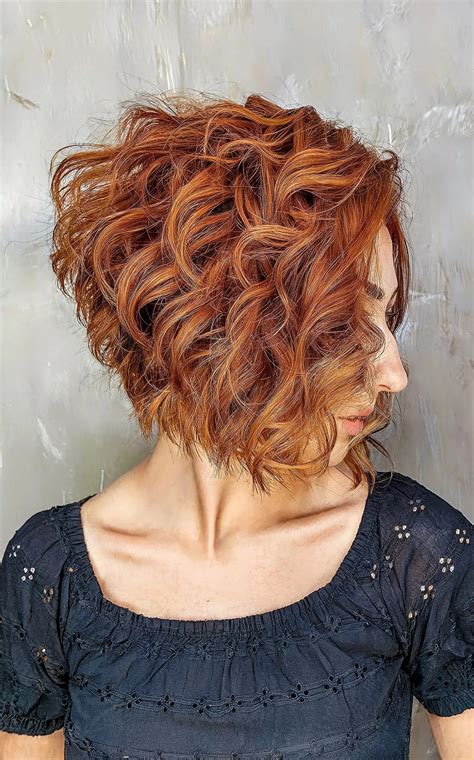 15 Stacked, Short Curly Bob Haircuts to Enhance Your Natural Curls