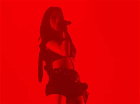 【XG】“女王气场全开大杀四方”MAYA - Solo Tape 世巡首尔场 4K 饭拍 240711-shinpo_-xg-哔哩哔哩视频