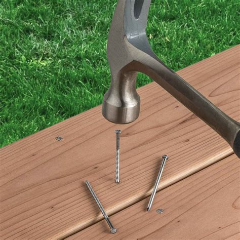 2-1/2" - 12 Gauge Redwood Decking Nail - 304 Stainless Steel, 1 lb. Pk