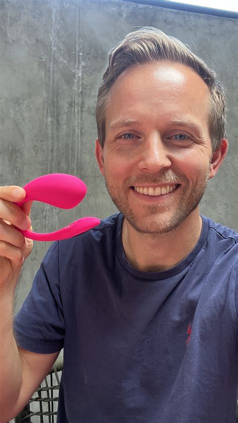 A Beginner’s Guide to Vaginal Plug Toys: What You Need to Know