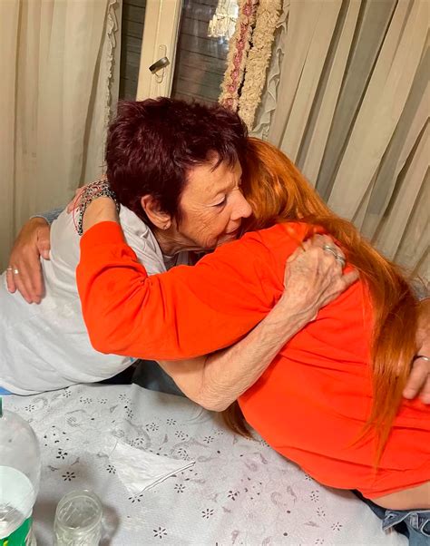 El conmovedor reencuentro de Lowrdez Fernández con su madre después de