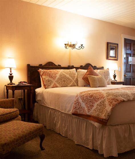 The Historic Taos Inn - Adobe Bar - Doc Martin's | Town of Taos