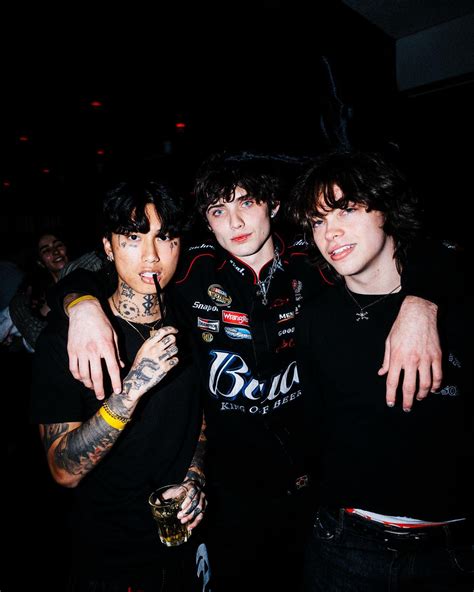 Maxamillion | tara yummy x 6arelyhuman x playboy x friends (pt. i