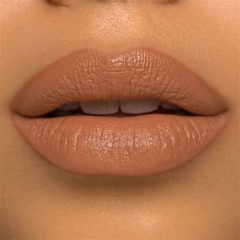 I Need a Nude Lipstick – Smooth Nude-Lilac Cream Finish | Natasha Denona