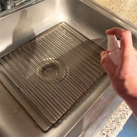 how to clean toaster oven 7