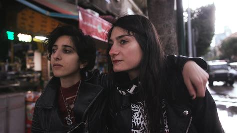 ‘Sirens’ Review: The Risk in Rocking Out in Beirut - The New York Times