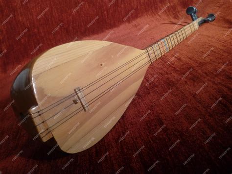 premium photo closeup   saz   red surface