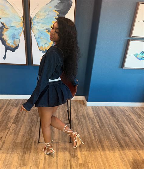 Dana Renee (@unodanarenee) • Instagram photos and videos