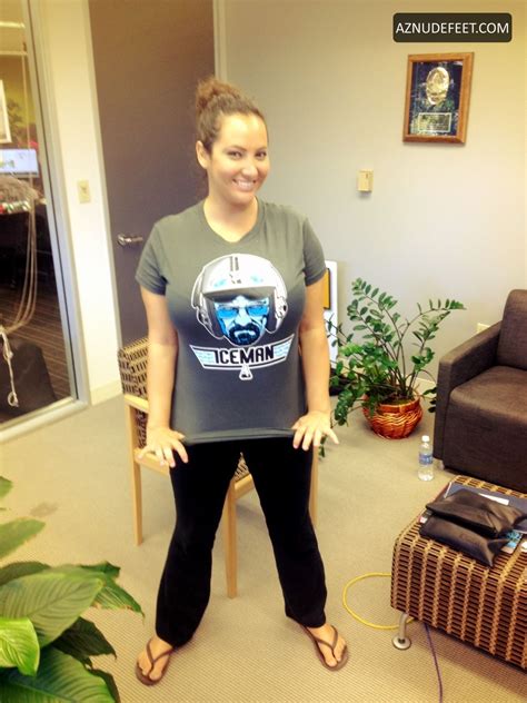 GINA GRAD Feet - AZNudeFeet