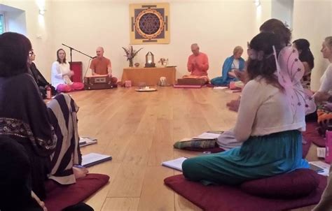 mandala yoga ashram yoga ashram uk yoga advaita  tantra