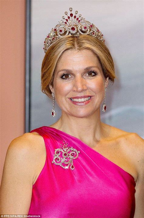Pretty in pink! Queen Maxima goes for high glamour | Queen maxima ...