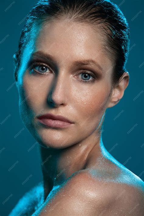 Free Photo | Beautiful girl with wet skin