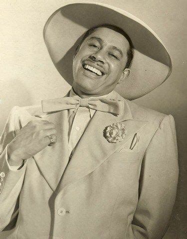 Cab Calloway In A Zoot Suit, 1940s • /r/OldSchoolCool | Zoot suit, Cab calloway, Jazz music