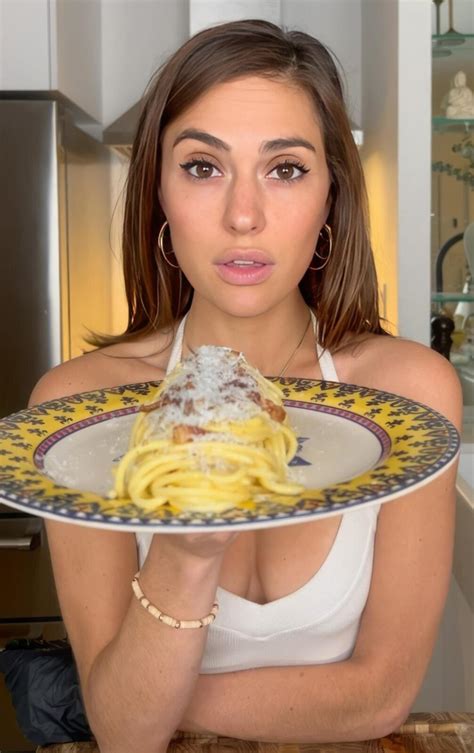Ok, ma chi è Ana Sofia Fehn, l'ex attrice sexy diventata food blogger