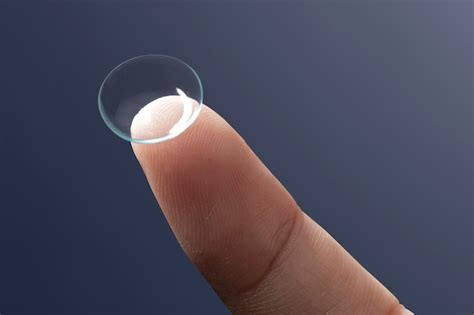 contact lens pictures