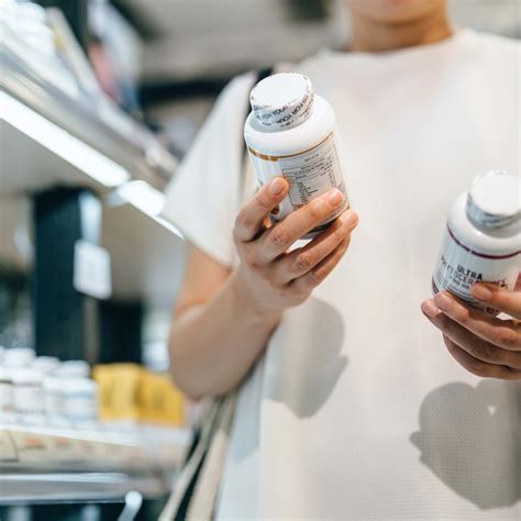 Anderson Cooper Net Worth (2026): CNN Salary & Inheritance - Parade