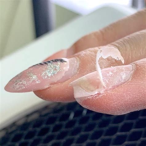 Your online nail educator on Instagram: “Отслойки материала у кутикулы ...