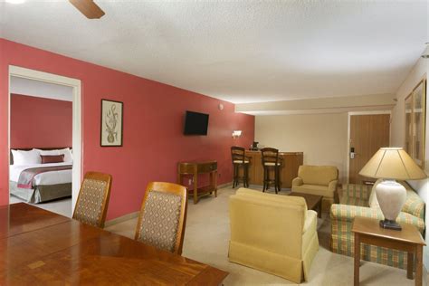 Ramada by Wyndham Raleigh | Raleigh, NC Hotels