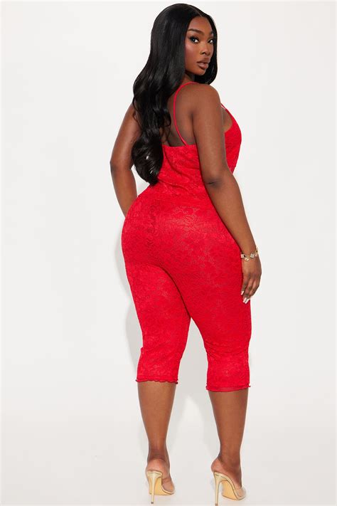 Victoria Lace Capri Set - Red | Fashion Nova