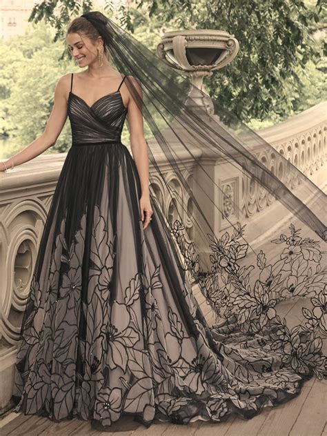 Vestidos De Novia Negros Para Novias