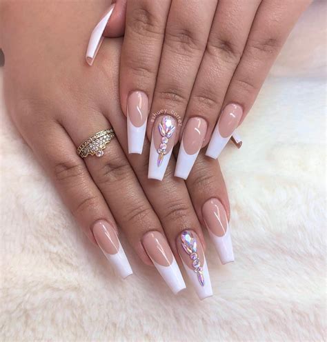 33 Cool French Tip Coffin Nails That Will Turn Heads - Nail Designs Daily