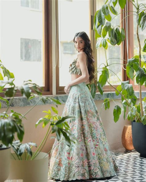 Alanna Panday's bridal looks: 5 best cues to take