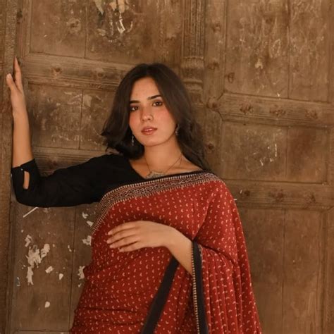 sadia  storiesbysadia threads