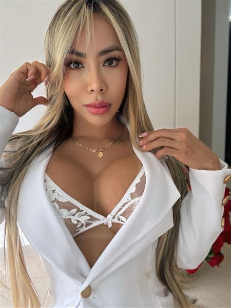 Rocio Morales Modelo