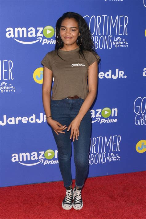 China Anne McClain: Outfits, Style and Looks - K4 Fashion
