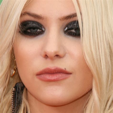 Taylor Momsen 2014 No Makeup