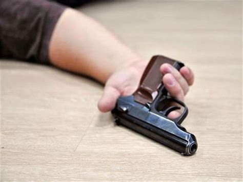 Баща на две деца се гръмна в главата в Калофер