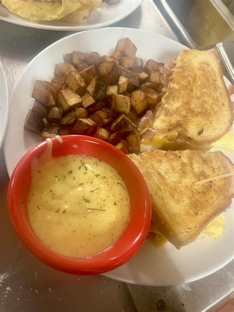 mandy's breakfast house 2