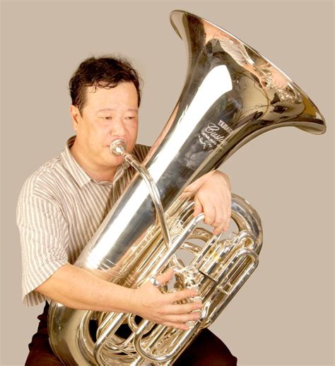 tuba instrument