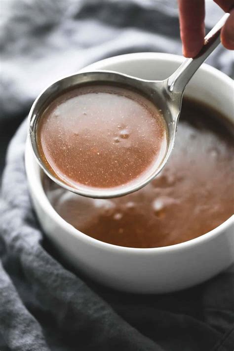 Beef Broth Brown Gravy - Creme De La Crumb