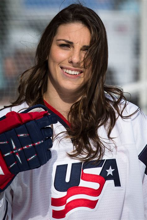 Download Hilary Knight Closeup Photo Wallpaper | Wallpapers.com