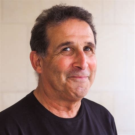 Howard Ochman | Department of Molecular Biosciences