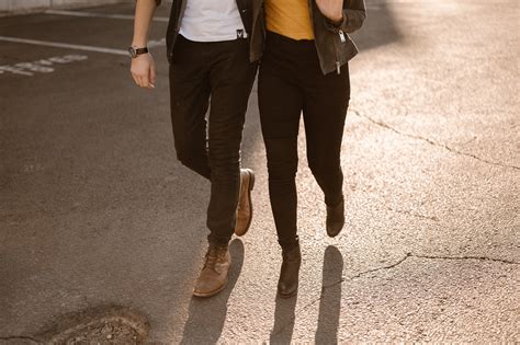 Downtwon Denver Couples Session | Denver Couples Session