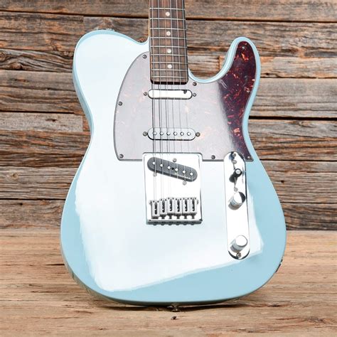 Fender Deluxe Nashville Telecaster Daphne Blue 2018 – Chicago Music