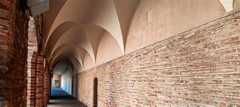 visita guiada por el monasterio de santa maria de las cuevas en sevilla