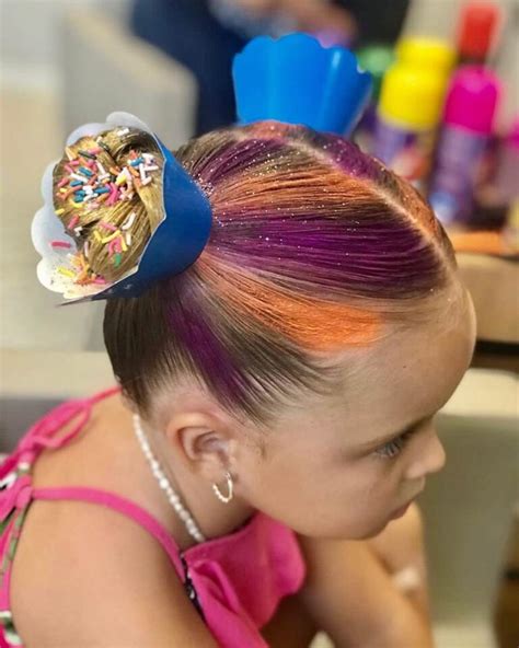 Modelos De Cabelo Maluco Para Criança - Cabelo maluco infantil: ideias para se divertir na escola - Cortes de ...