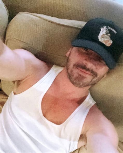 Lucy Hale Boyfriend Graham Rogers