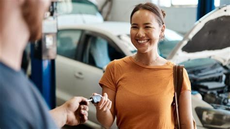 how to buy a loaner car from dealer
