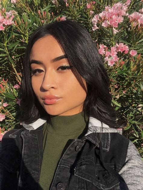 Skincare Clear skin Latina Makeup Glam makeup Natural makeup | Natural