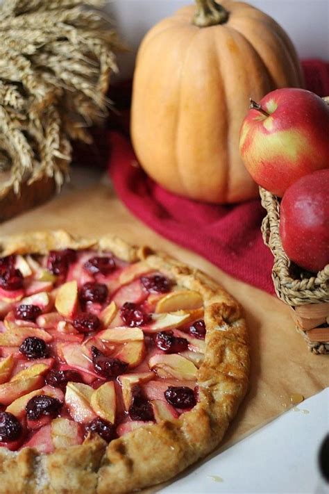 Галета с яблоками и вишней | Baking recipes, Easy meals, Quick recipes