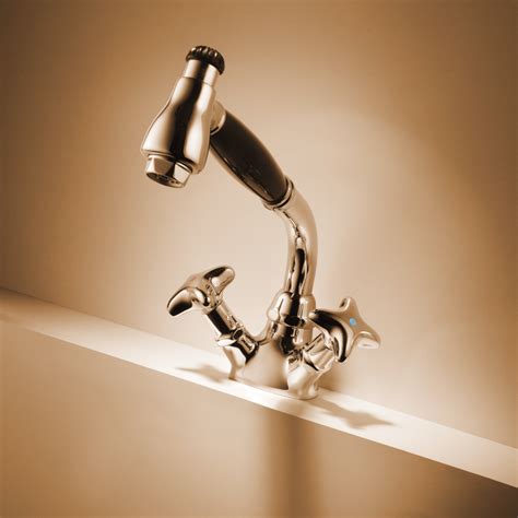 kwc  years anniversary global