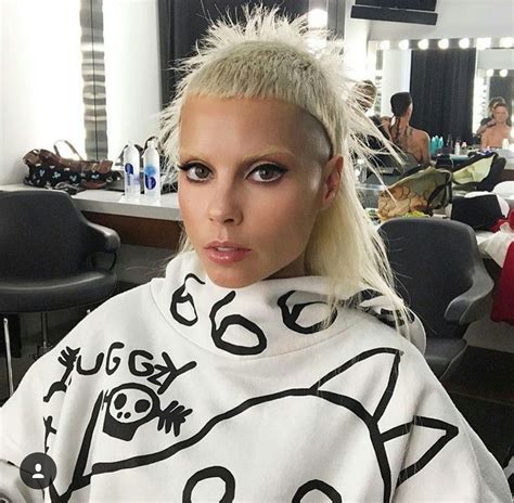 Gorgeous and talented, Yolandi Visser Yolandi Visser, Cute Makeup, Hair ...