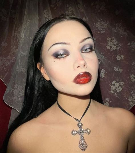Mervey (@merveystar) • Instagram photos and videos in 2024 | Ethereal ...