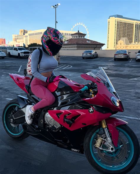 Karli Anne Mergenthaler (@itskarlianne) • Instagram photos and videos