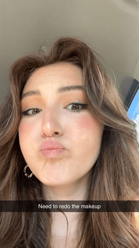 Rachel Pizzolato Photo Leak: The Experts' Verdict Is In. - 9vltce5